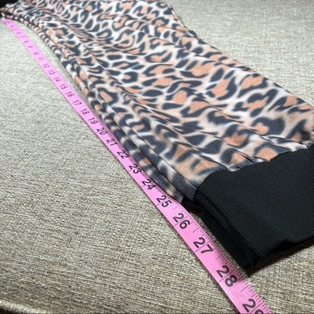 Leopard Animal Print Joggers - Women’s XL - Picture 4 of 8